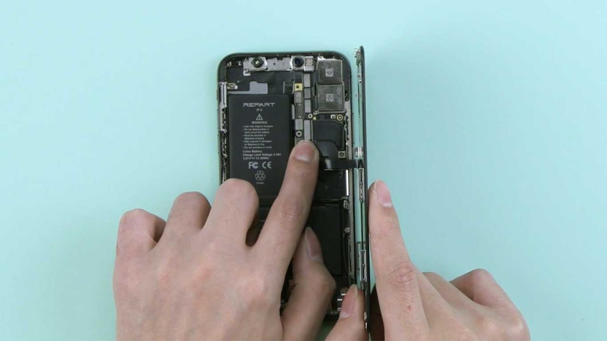 iPhone Screen Repair vs Replacement: What Orlando Customers Should Know